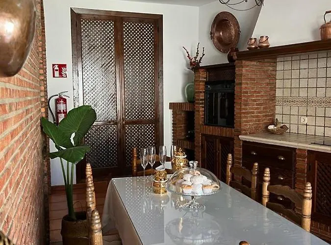 Nyaraló Mijarra ****